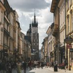 Jak znaleźć dobrą agencję celną z Krakowa?